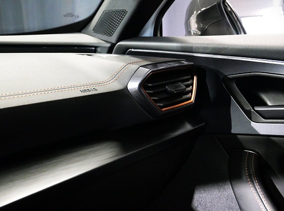Cupra Formentor e-HYBRID 22 of 30