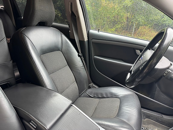 Volvo XC70 20 of 24