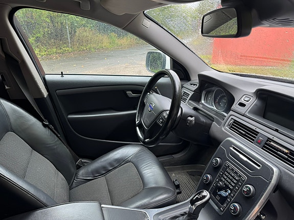 Volvo XC70 19 of 24