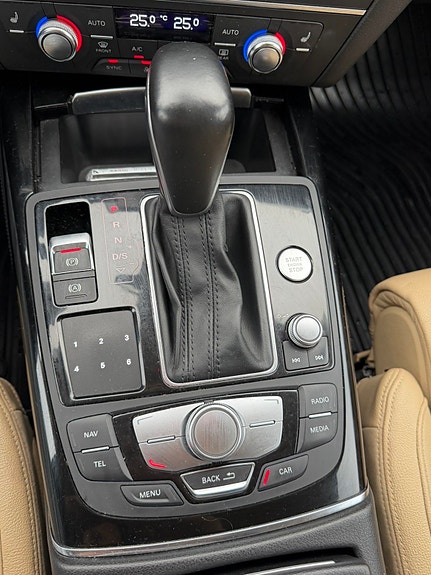 Audi A6 allroad 22 of 27