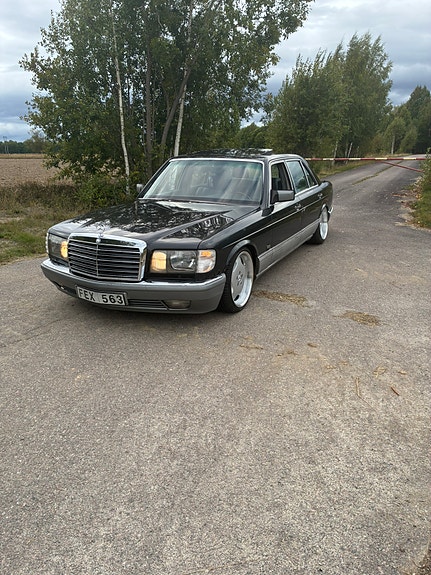Mercedes-Benz 500 SEL 4 of 8