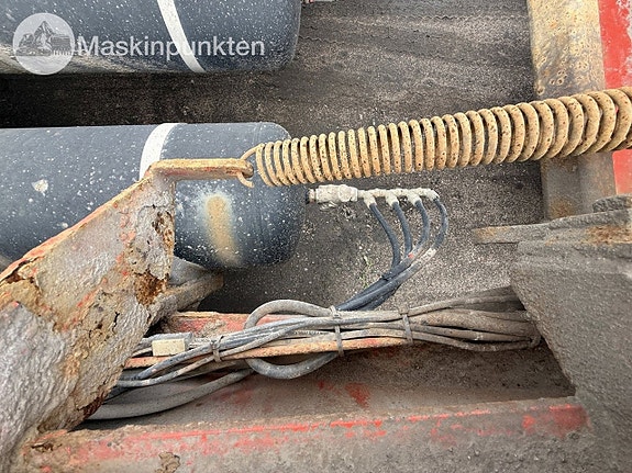 Istrail Lastväxlarsläp med tipp 27 of 27