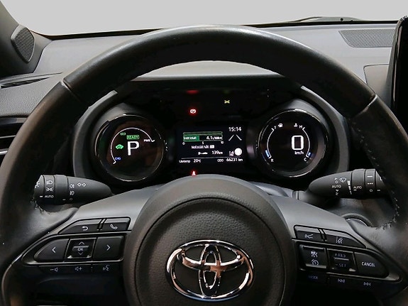 Toyota Yaris 15 of 21