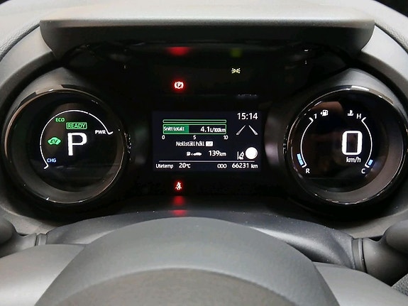 Toyota Yaris 16 of 21