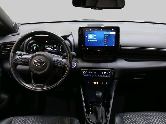 Toyota Yaris 12 of 21