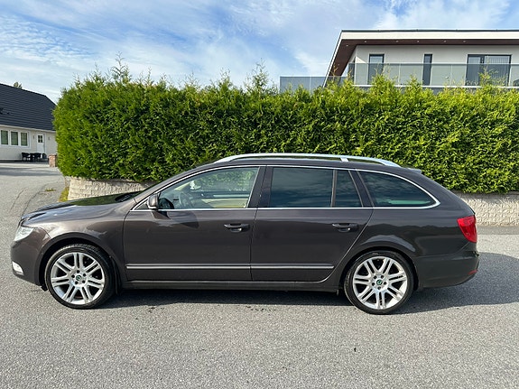 Skoda Superb 4 of 21