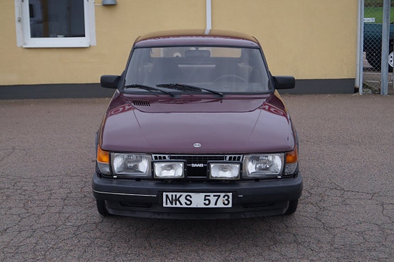 Saab 900 6 of 13