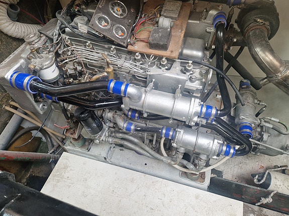 Becker Marine 39 15 of 20