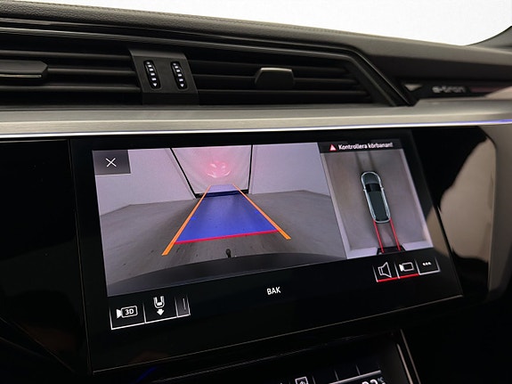 Audi e-tron 26 of 30