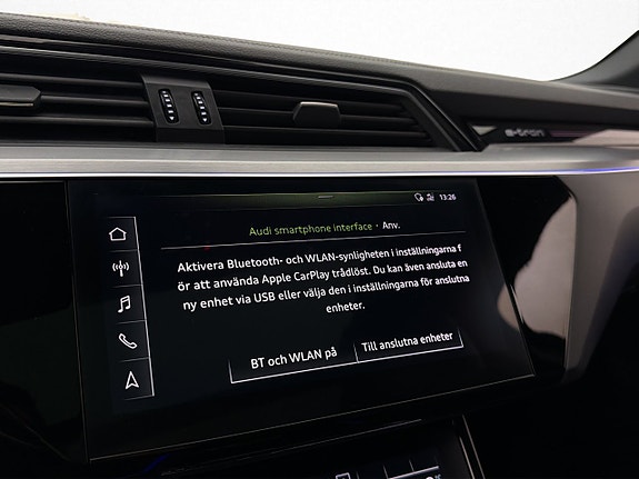 Audi e-tron 24 of 30