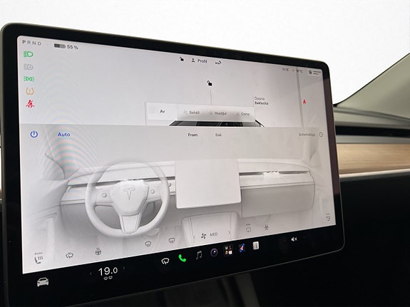 Tesla Model Y 25 of 30