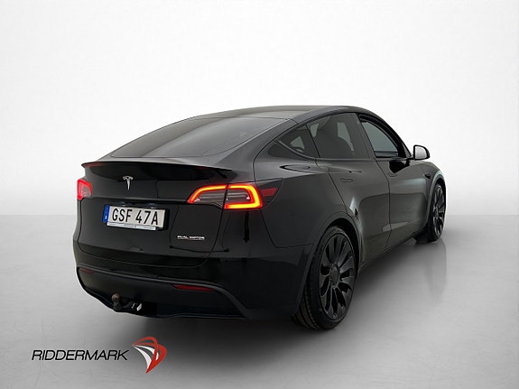 Tesla Model Y 9 of 30