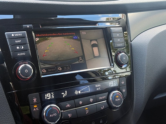Nissan Qashqai 18 of 19