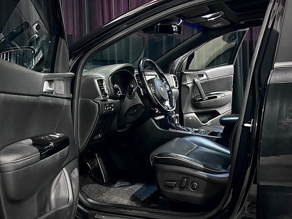 Kia Sportage 12 of 30