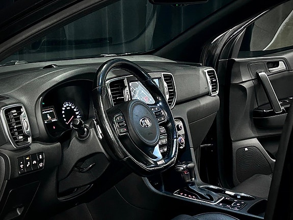 Kia Sportage 13 of 30