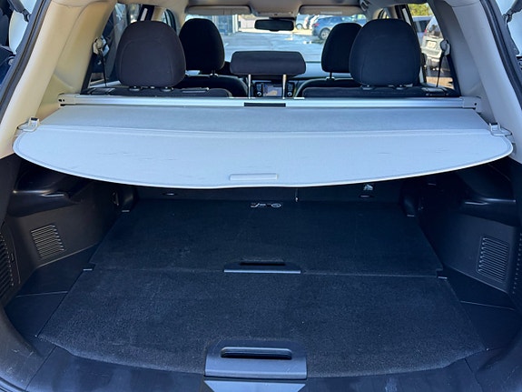 Nissan X-Trail 13 of 16