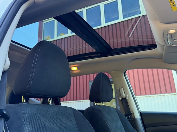 Nissan X-Trail 12 of 16