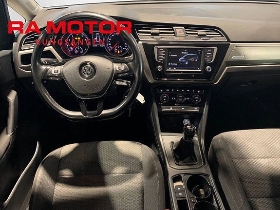 Volkswagen Touran 10 of 20