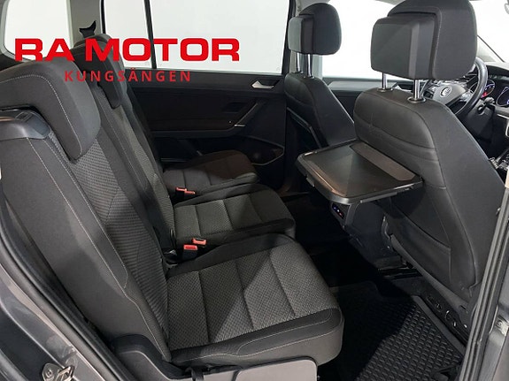 Volkswagen Touran 16 of 20