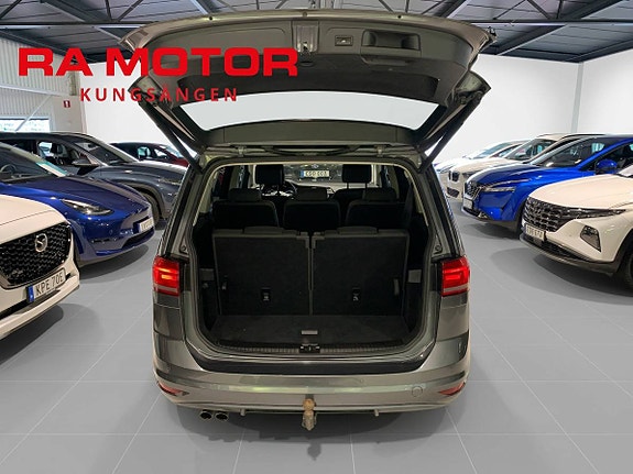 Volkswagen Touran 20 of 20
