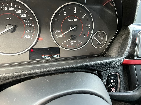 BMW 318d 7 of 12