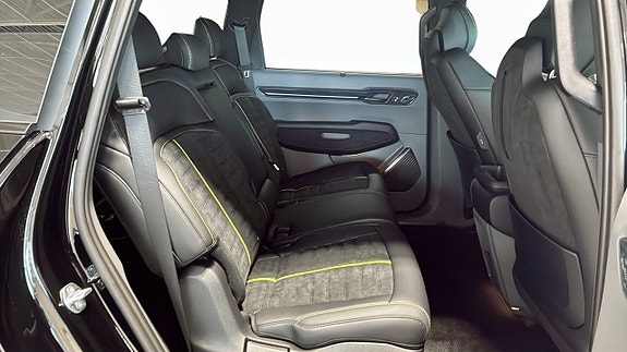 Kia EV9 5 of 13