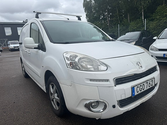 Peugeot Partner 3 of 8