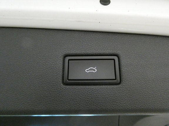 Volkswagen Tiguan 13 of 25