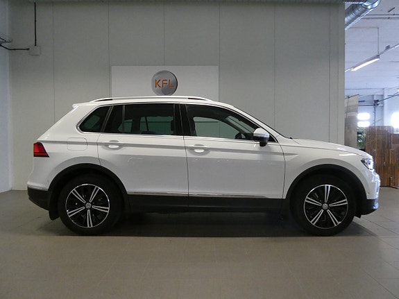 Volkswagen Tiguan 7 of 25