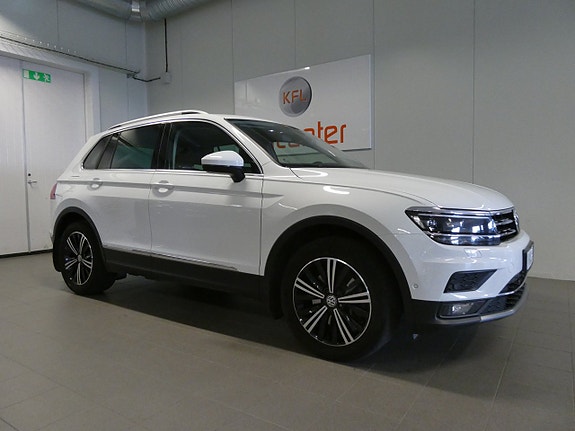 Volkswagen Tiguan 5 of 25