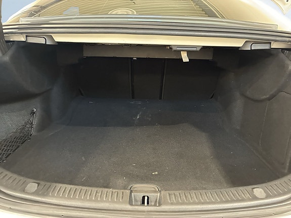 Mercedes-Benz E220 d 12 of 21