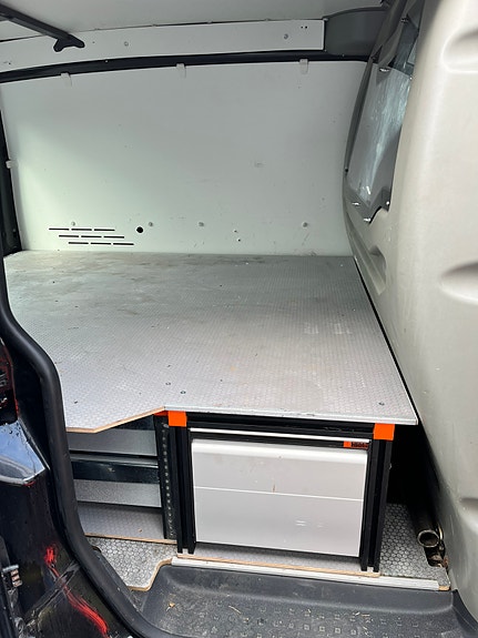 Volkswagen Caddy 6 of 6