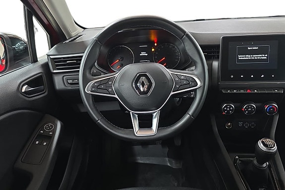 Renault Clio 11 of 21