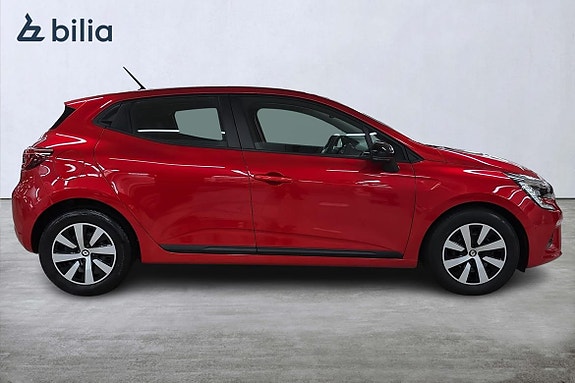 Renault Clio 18 of 21