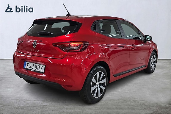 Renault Clio 19 of 21