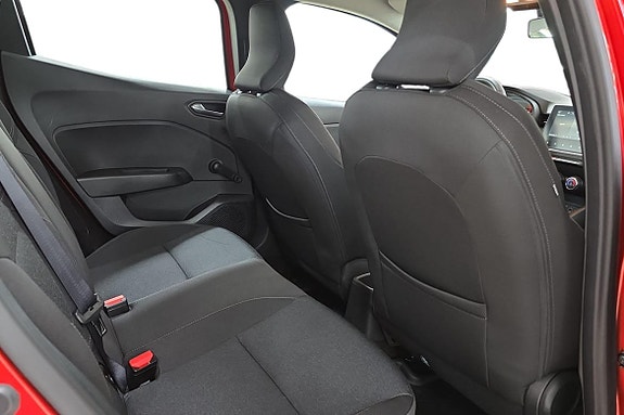 Renault Clio 9 of 21