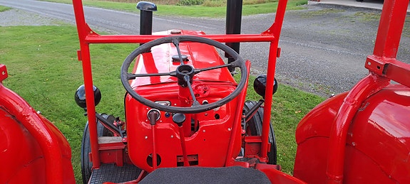 McCormick D440 4 of 5