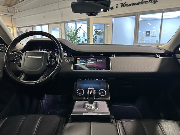 Land Rover Range Rover Evoque 9 of 25