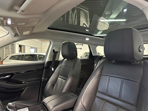 Land Rover Range Rover Evoque 12 of 25