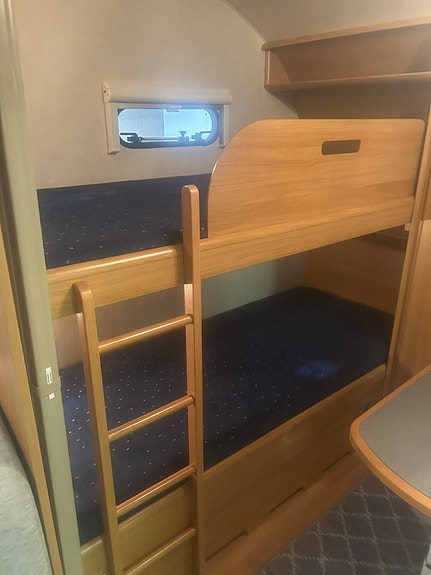Adria 663 KP barnkammare 6 of 14