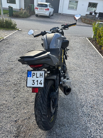 Yamaha MT-125 9 of 9