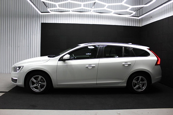 Volvo V60 3 of 21