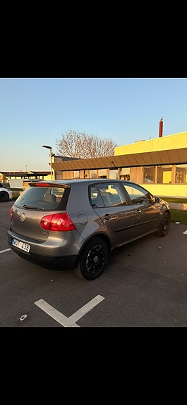 Volkswagen Golf V