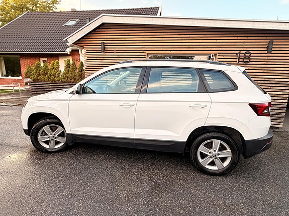 Skoda Karoq 2 of 21