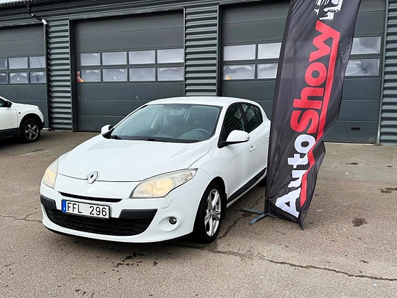 Renault Megane 2 of 8