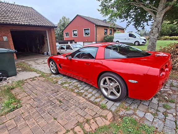 Chevrolet Corvette 9 of 10
