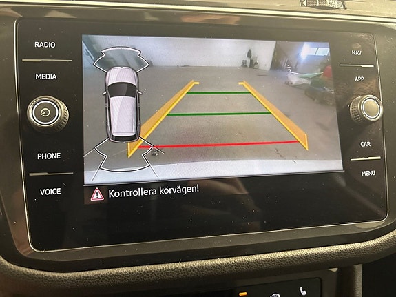 Volkswagen Tiguan Allspace 9 of 11