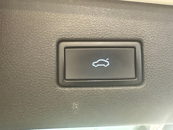 Volkswagen Tiguan Allspace 11 of 11