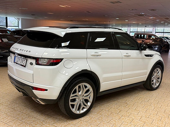 Land Rover Range Rover Evoque 7 of 30