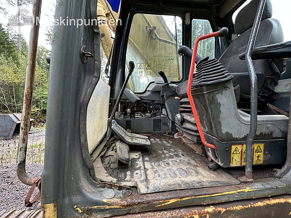 Komatsu PC290 NLC-6K 12 of 27